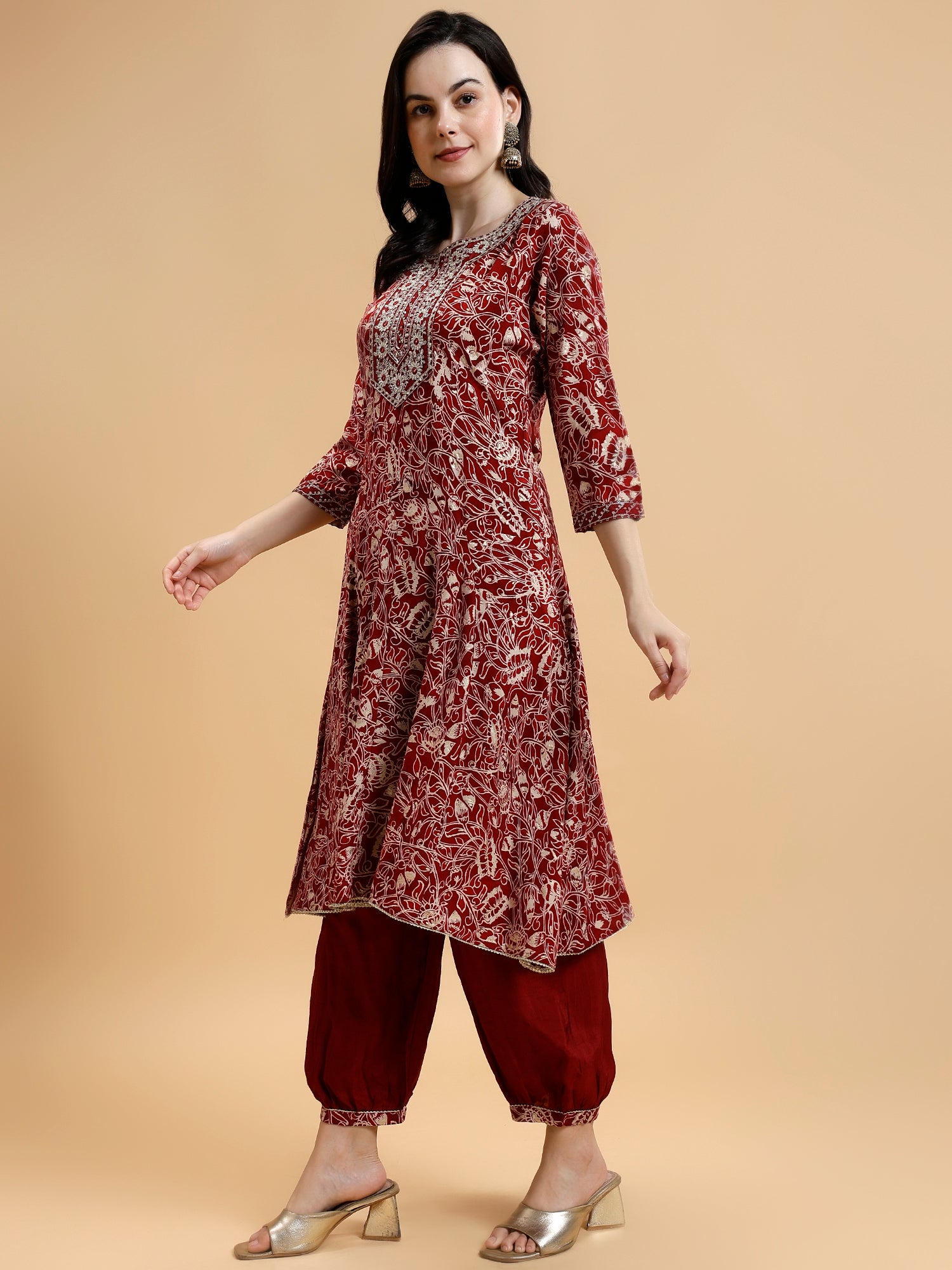 Floral Printed Thread Work Liva Kurta with Salwar & Dupatta - Five Miles